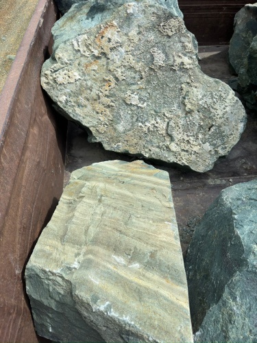 Ландшафтные глыбы зелёные 200-500 килограмм купить в Алтайском край