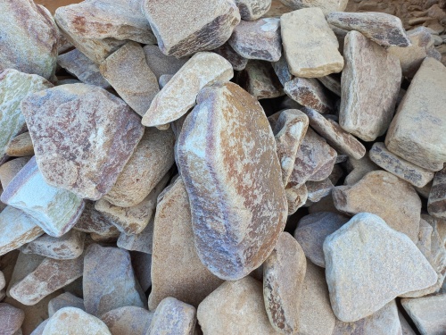 Златолит жёлтый, жёлто-зелёный глыбки и валуны для ланшафтного дизайна купить в Алтайском край