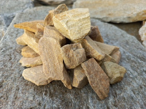 Златолит жёлтый декоративная каменная крошка купить в Алтайском край