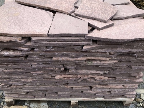 Плитняк лемезит бордовый для облицовки цоколя 20-25 мм  купить в Алтайском край