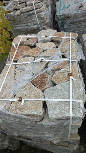 Плитняк галтованный гранитный для ландшафтного дизайна купить в Алтайском край