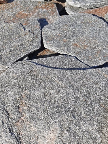 Златолит серебристый галтованный для лестниц купить в Алтайском край