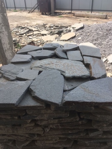 Златолит серебристый галтованный для лестниц купить в Алтайском край